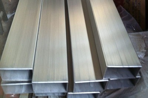 304不銹鋼拉絲管