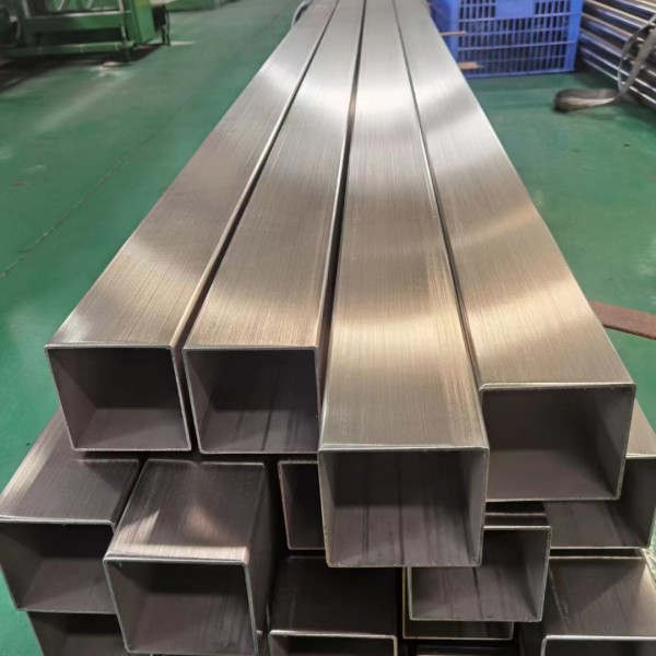 304不銹鋼拉絲矩形管